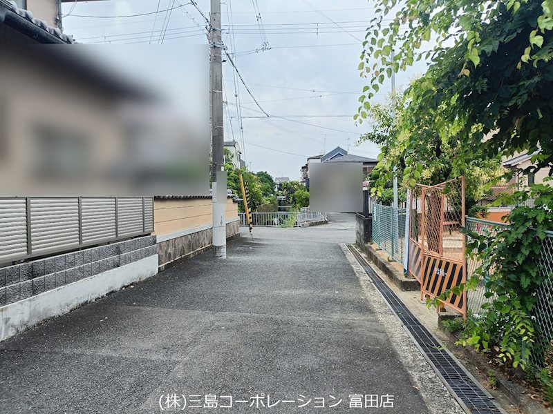 前面道路 高槻市寿町3丁目 中古テラスハウス その他