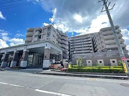ライオンズガーデン枚方藤阪 外観写真