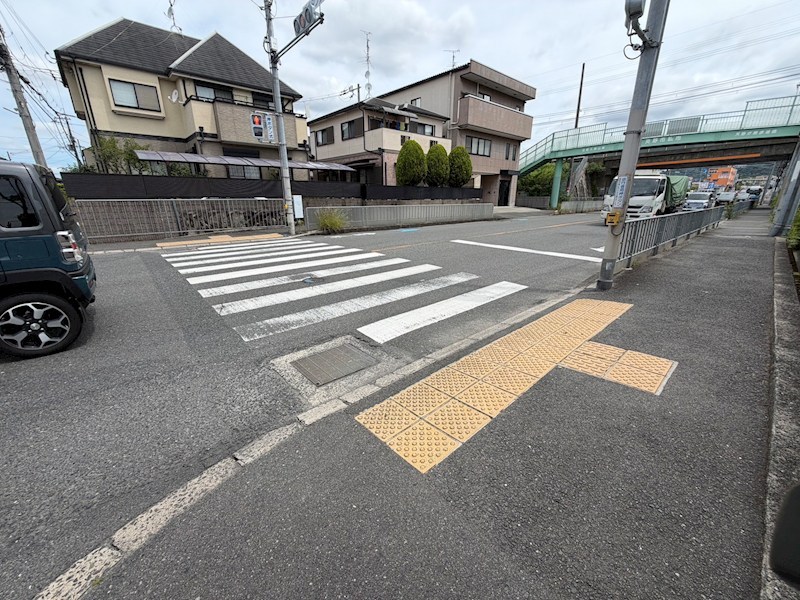 前面道路 交野久御山線 天野が原町5丁目売土地 その他