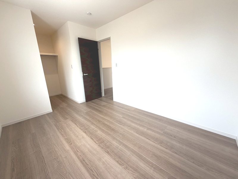 WIC付 洋室6帖 お子様のお部屋にいかがでしょうか 高野道LiveleGardenS全2区画新築分譲住宅地内2号棟 その他