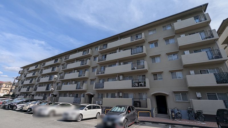 メゾン千里丘P棟   外観写真