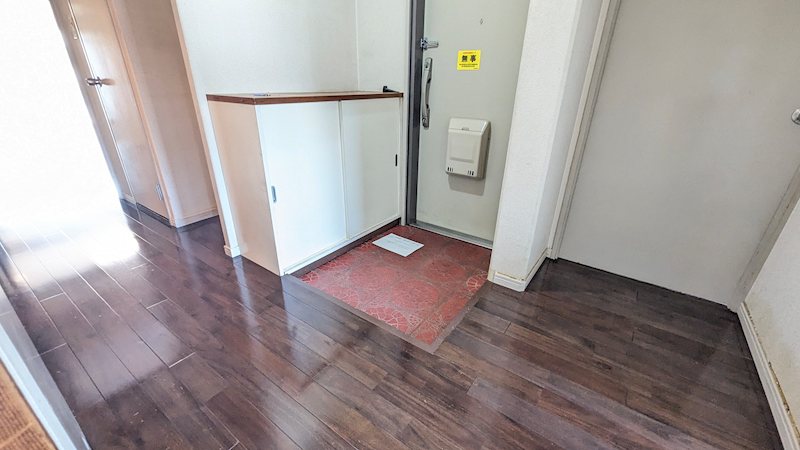 玄関には、収納力のあるシューズボックスを設置。すっきりと片付いた空間で、毎日気持ちよくお出かけいただけます。 メゾン千里丘P棟 その他
