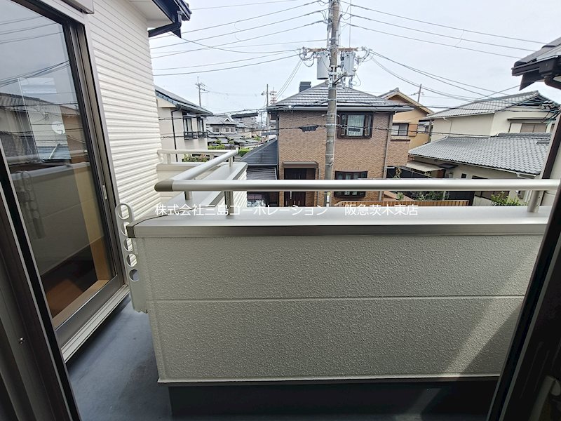茨木市玉瀬町　中古一戸建 現地写真（バルコニー）