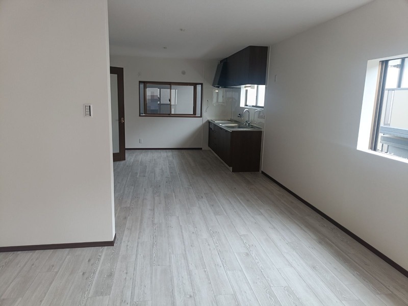 吹田市南正雀2丁目　中古一戸建 内観写真（リビング）