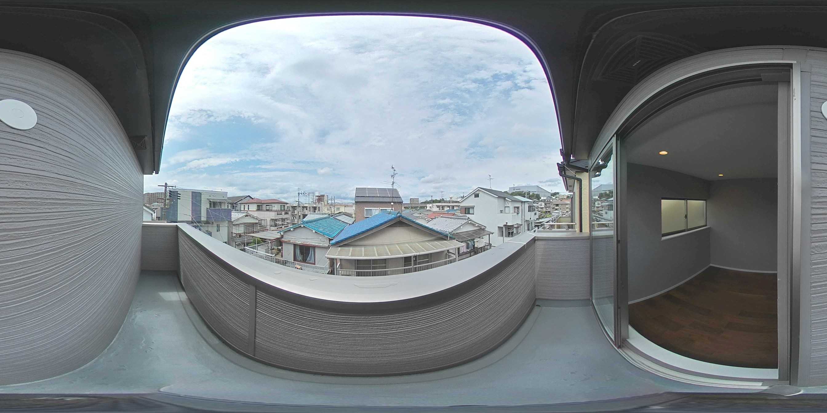 走谷1丁目一戸建再生既存住宅 現地写真（バルコニー）