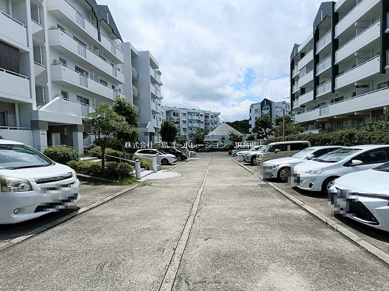 駐車場使用料【無料】です 高槻阿武山二番街205号棟 その他