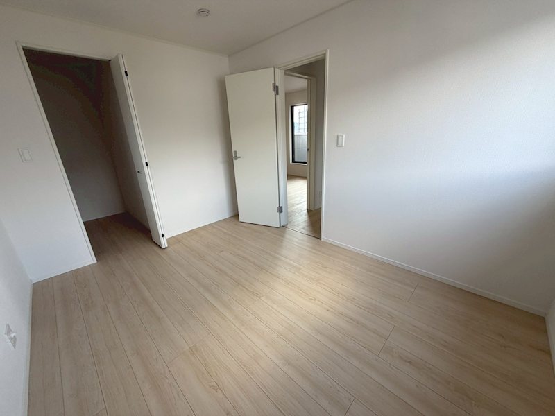 WIC付洋室6帖 お子様のお部屋にいかがでしょうか 長尾峠町CRADLEGARDEN全21棟新築分譲地内20号棟 その他