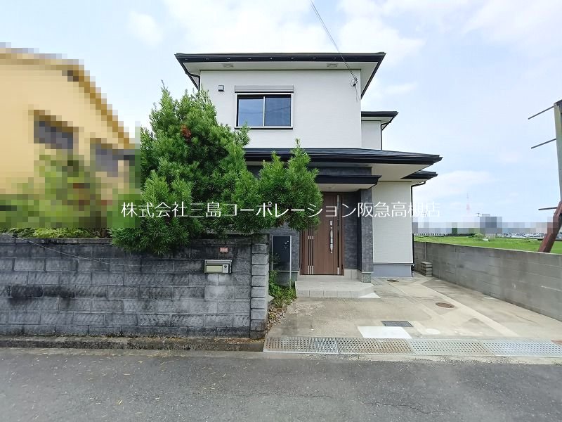 高槻市東天川1丁目　中古一戸建 外観写真