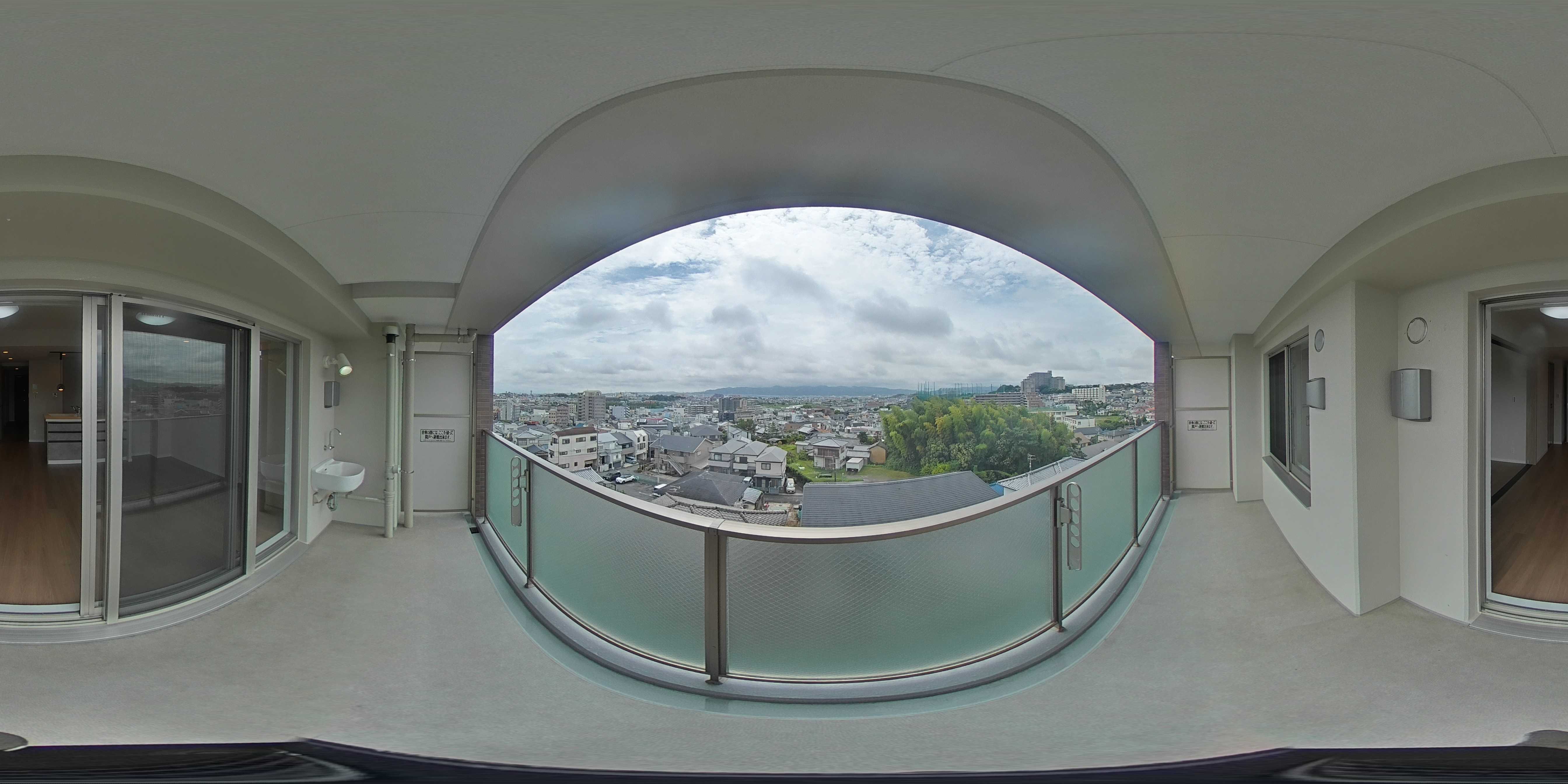 サンメゾン枚方朝日丘ELDO 現地写真（バルコニー）