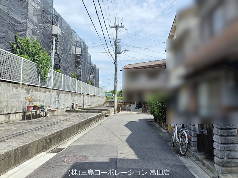 前面道路 高槻市桜ケ丘北町 新築一戸建 その他