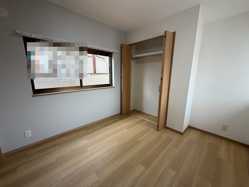 洋室4.8帖 お子様のお部屋にいかがでしょうか 長尾元町7丁目一戸建再生既存住宅 その他