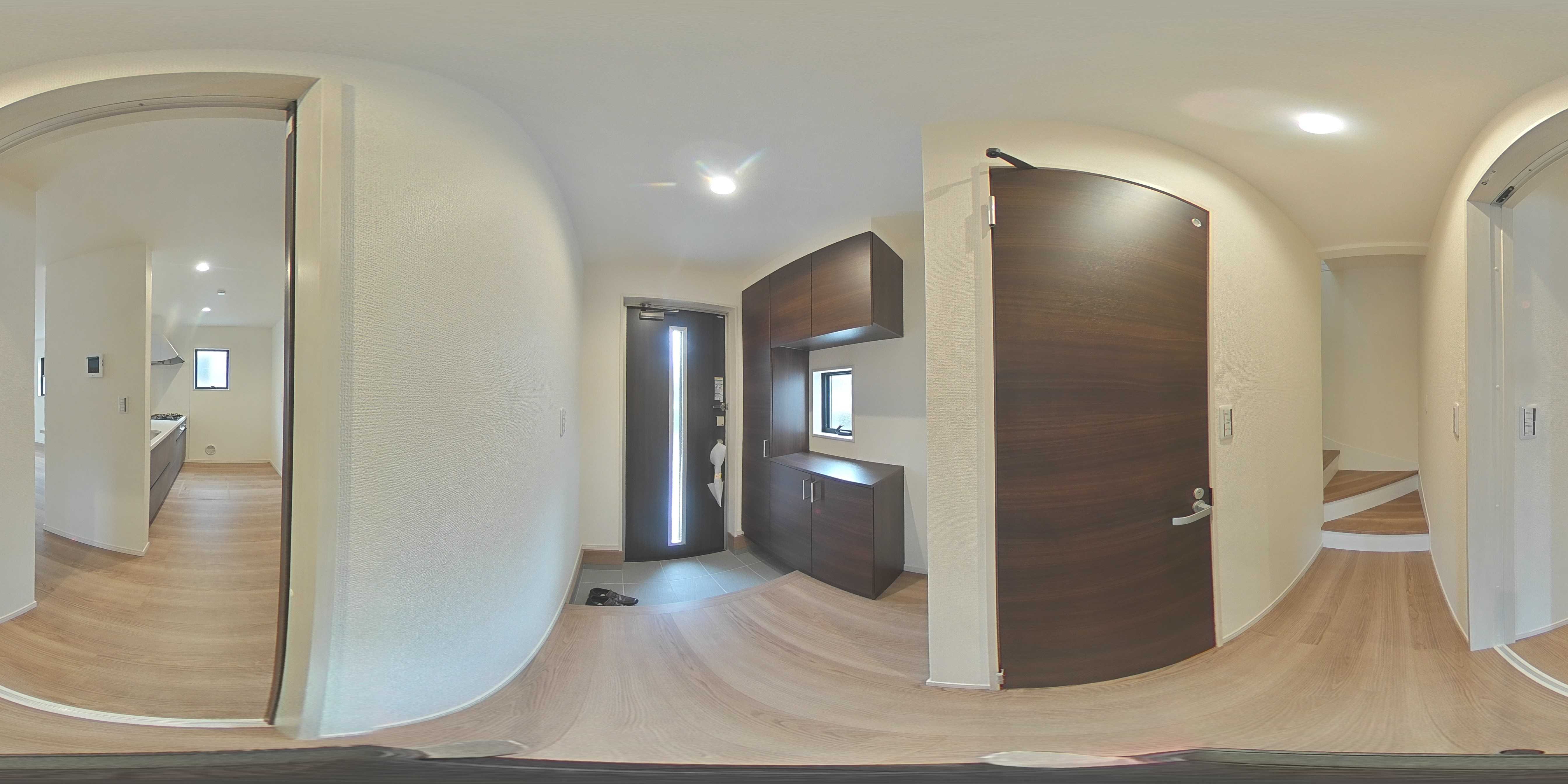 東香里元町LiveleGardenS全2棟新築分譲住宅地内1号棟 現地写真（玄関）