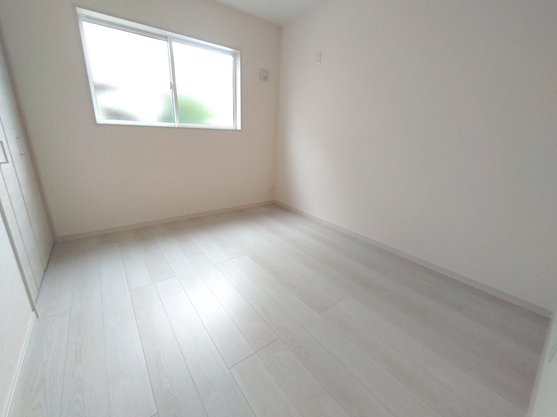 お子様部屋、書斎、ご趣味の部屋にいかがですか 東香里元町LiveleGardenS全2棟新築分譲住宅地内2号棟 その他