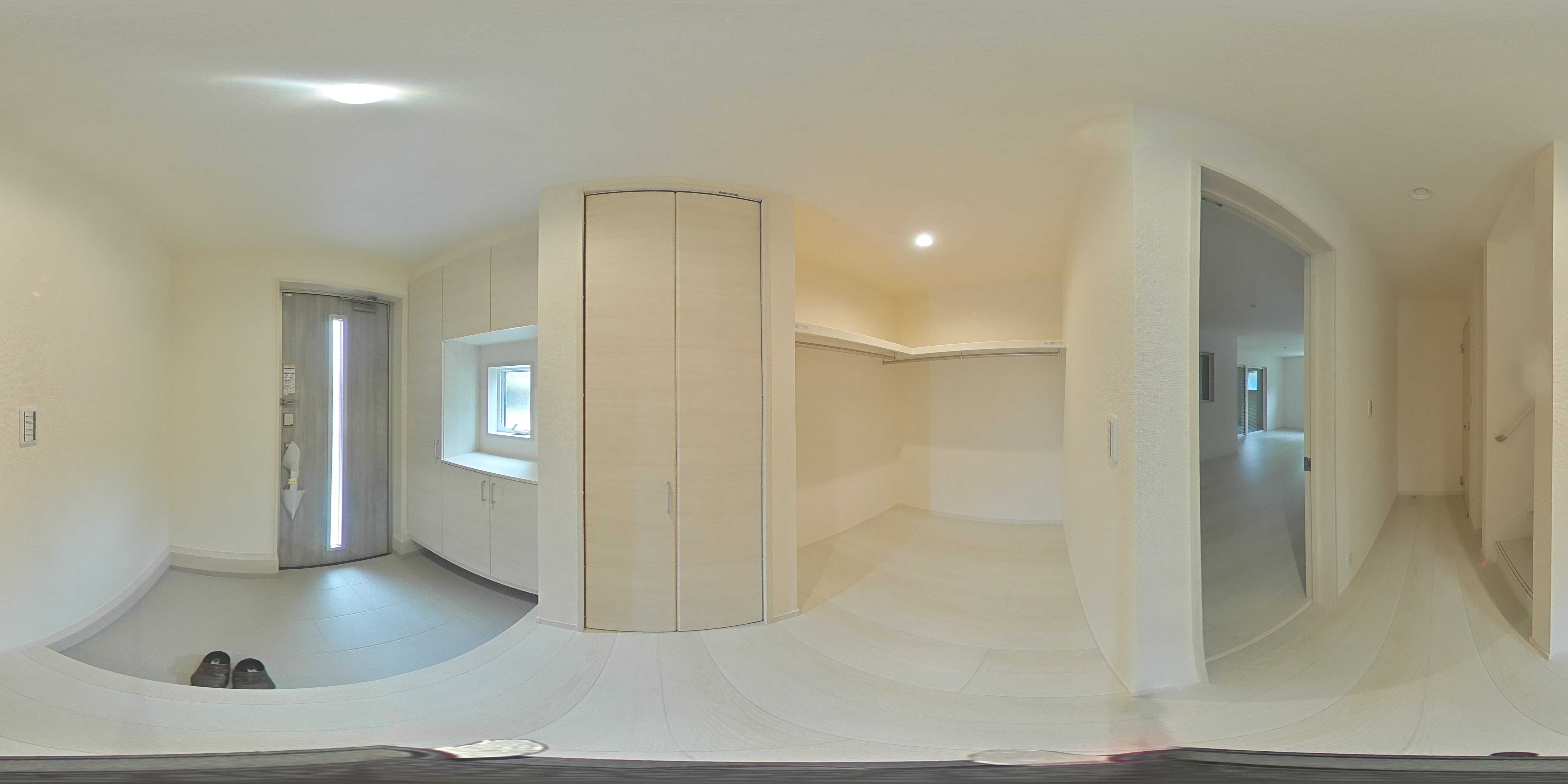 東香里元町LiveleGardenS全2棟新築分譲住宅地内2号棟 現地写真（玄関）