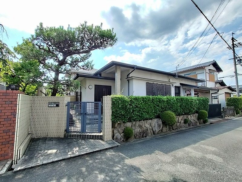 茨木市玉瀬町　中古一戸建 外観写真
