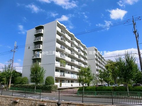 東奈良高層住宅A棟 外観写真