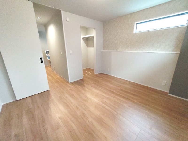 ウォークインクロゼット付洋室7帖 主寝室にいかがですか 宮之阪3丁目2区画新築分譲住宅2号棟 その他