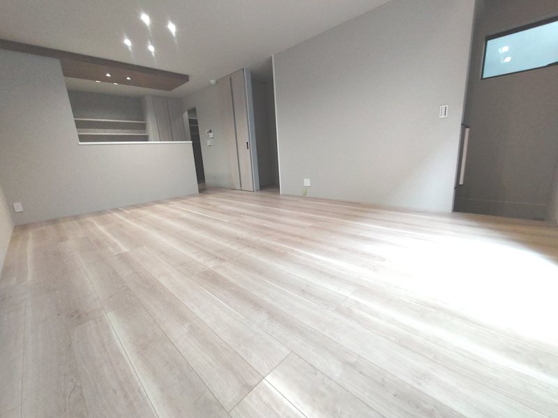 一部吹抜けのあるLDK16.2帖 パンドリー付 宮之阪3丁目2区画新築分譲住宅1号棟 その他