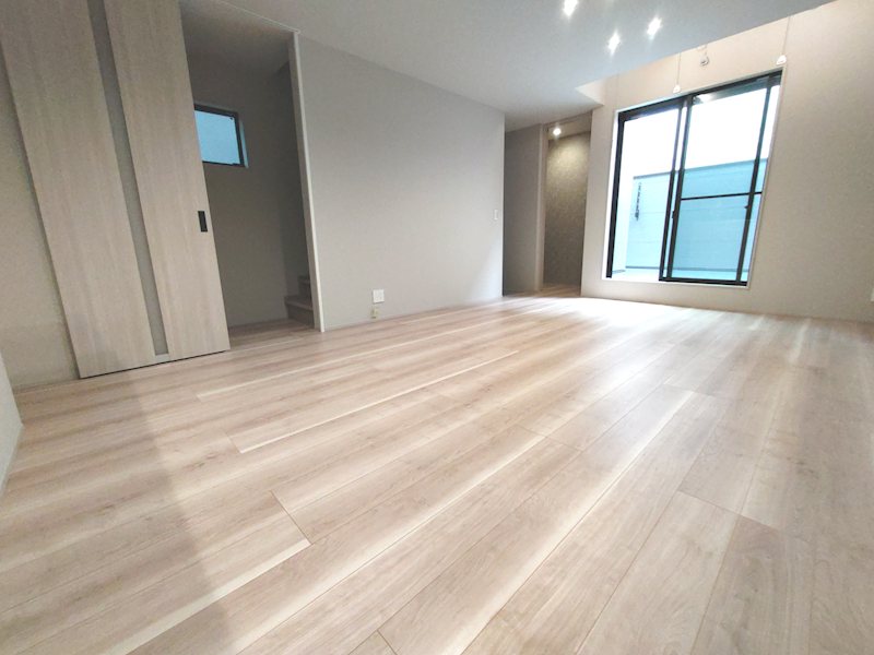 一部吹抜けのあるLDK16.2帖 パンドリー付 宮之阪3丁目2区画新築分譲住宅1号棟 その他