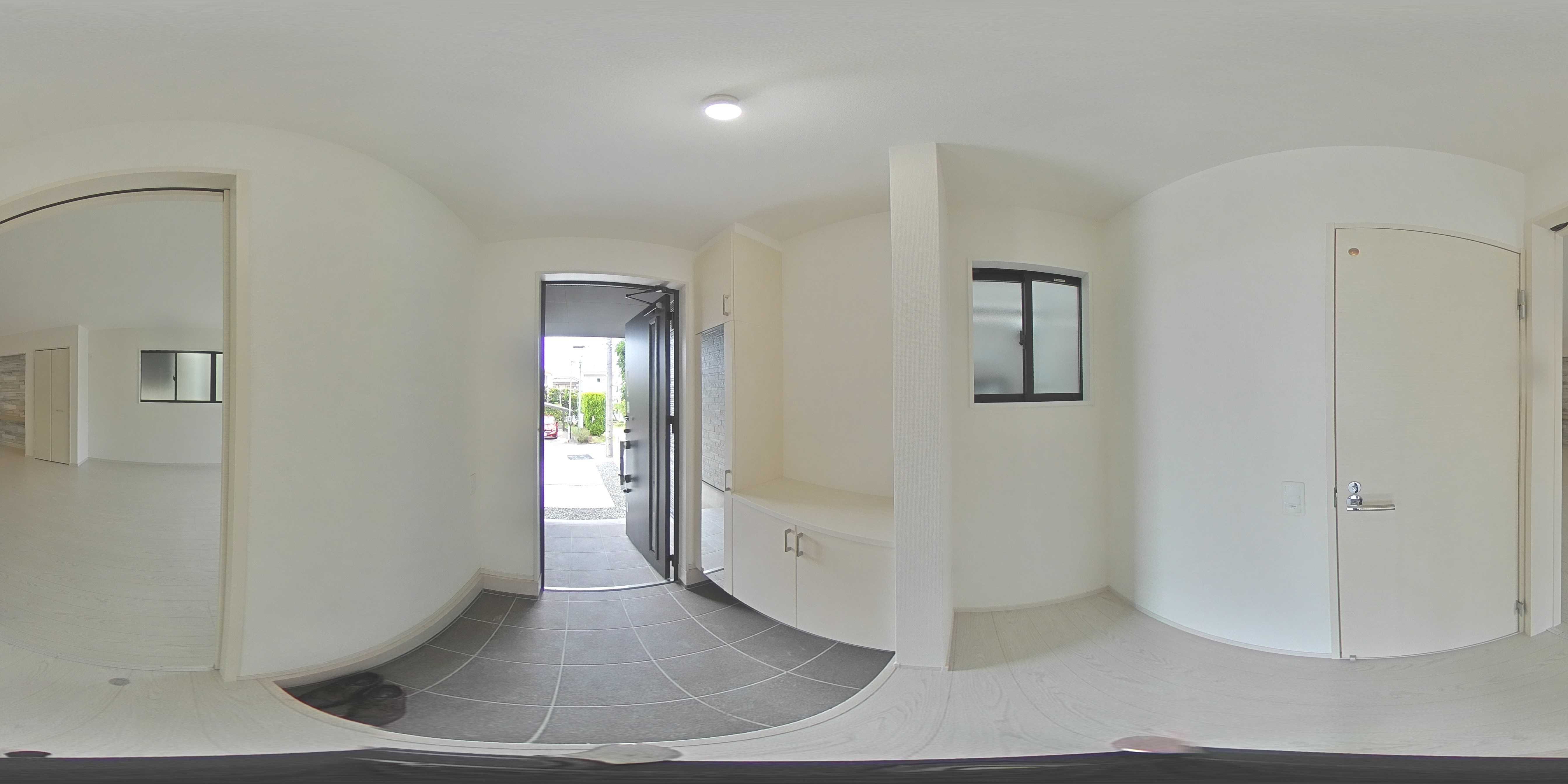 私部5丁目限定1邸新築分譲住宅 現地写真（玄関）