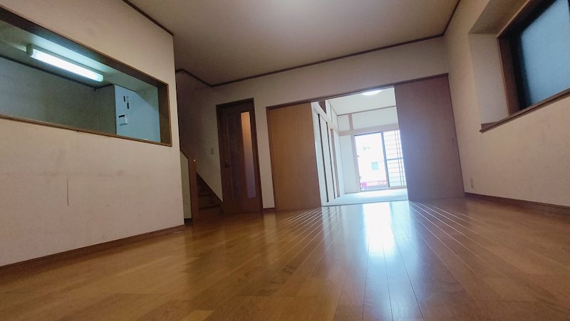 枚方市香里ケ丘10丁目　中古一戸建 内観写真（リビング）