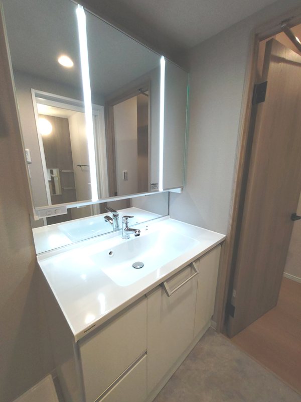 日商岩井香里ケ丘マンション その他