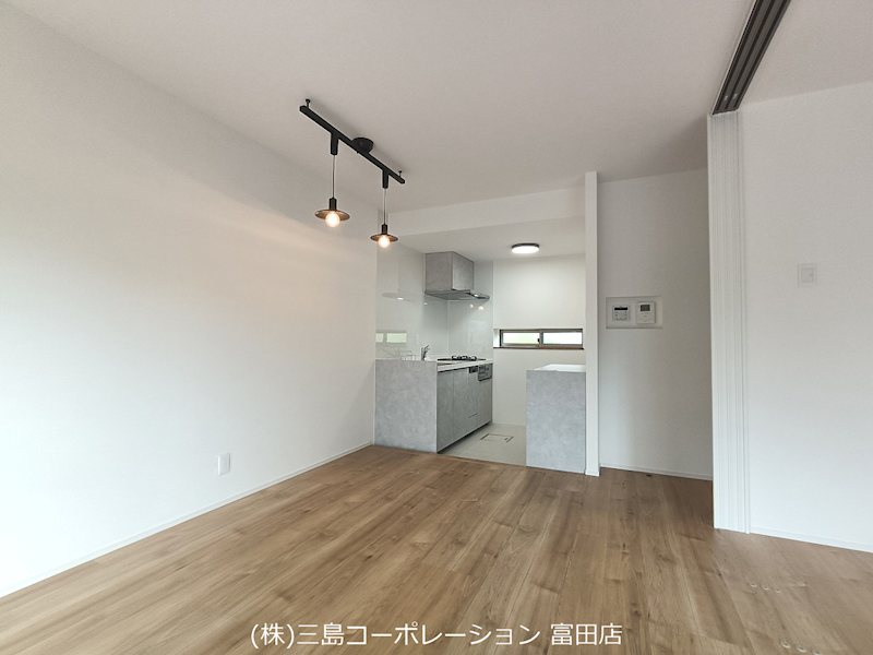 摂津マンションB棟  内観写真（リビング）