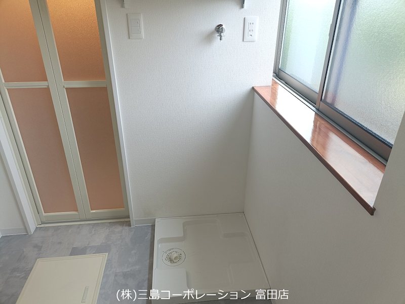 摂津マンションB棟  内観写真（洗面台・洗面所）