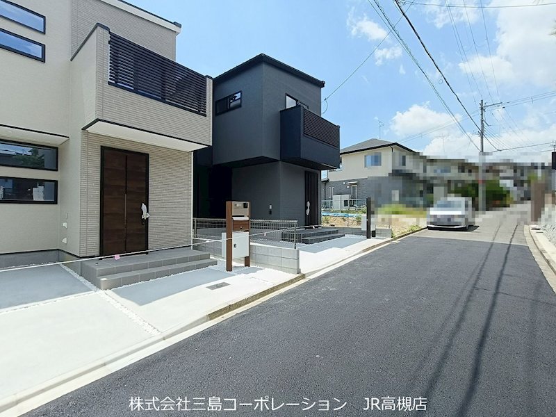 高槻市日吉台六番町　新築一戸建1号棟 現地写真（前面道路含む現地写真）