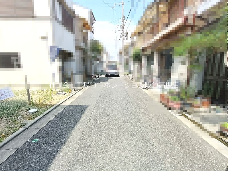 高槻市津之江町２丁目　売土地 現地写真（前面道路含む現地写真）