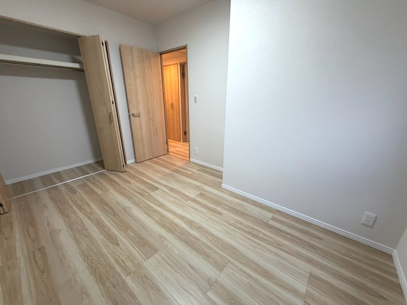 洋室5.6帖 お子様のお部屋にいかがでしょうか ライオンズガーデン枚方藤阪 その他