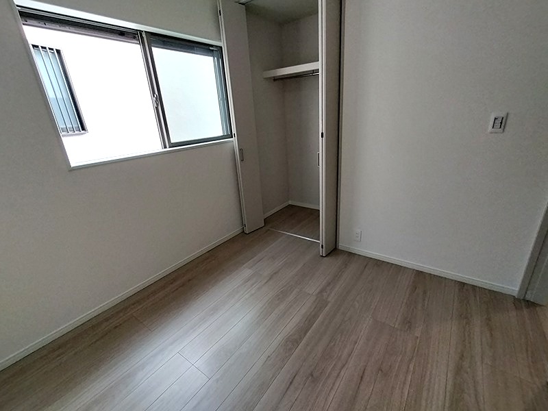 子ども部屋約4.5帖 SUMIKA中総持寺町 新築一戸建 その他