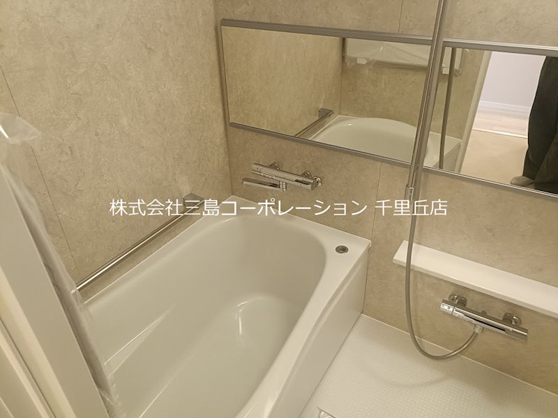 メゾン千里丘T棟  内観写真（浴室）