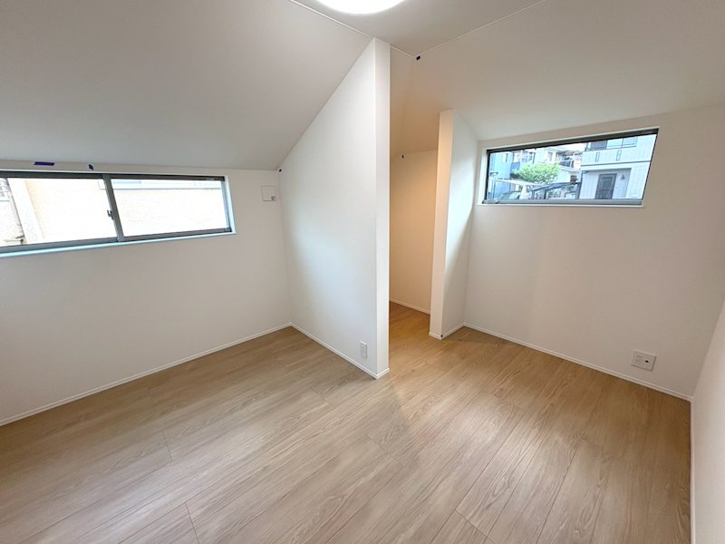 WIC付洋室5.8帖 お子様のお部屋にいかがでしょうか 東香里2丁目CASA2区画新築分譲2号棟 その他