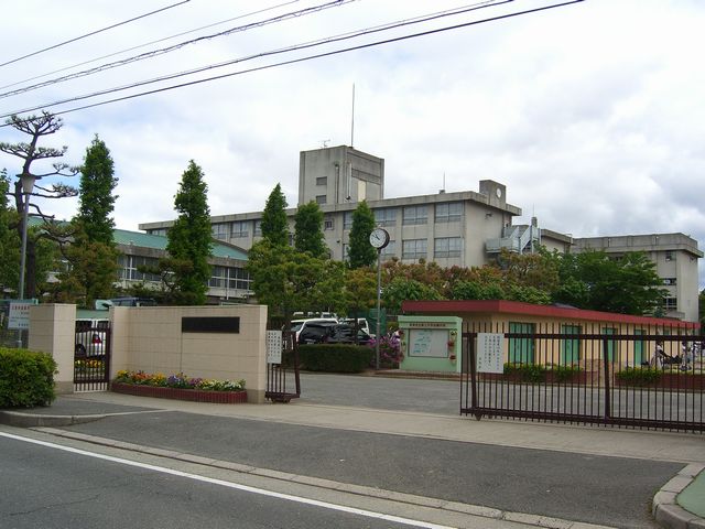 摂津市立第三中学校 SUMIKA 摂津市香露園 周辺画像7