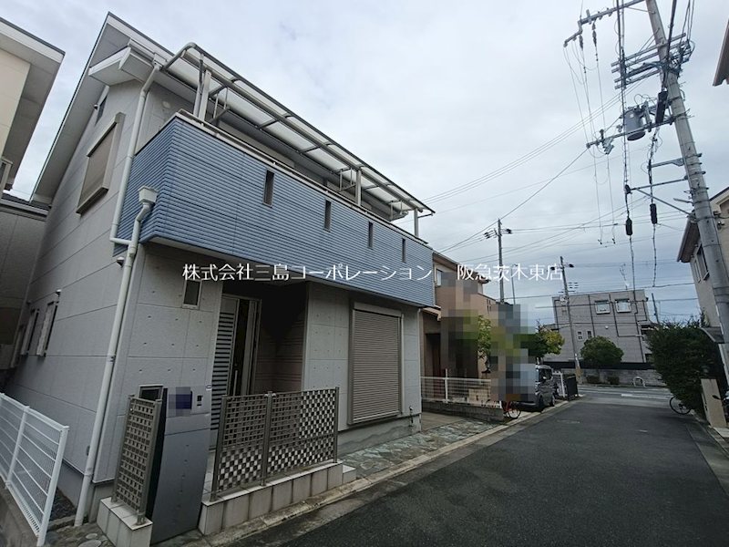 茨木市大同町 中古一戸建 現地写真（前面道路含む現地写真）