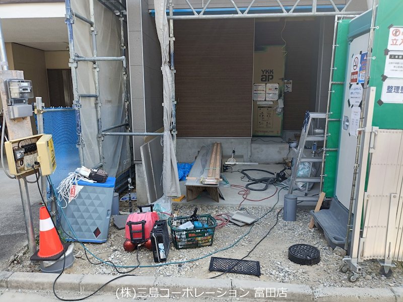 高槻市桜ケ丘北町　新築一戸建 現地写真（駐車場）