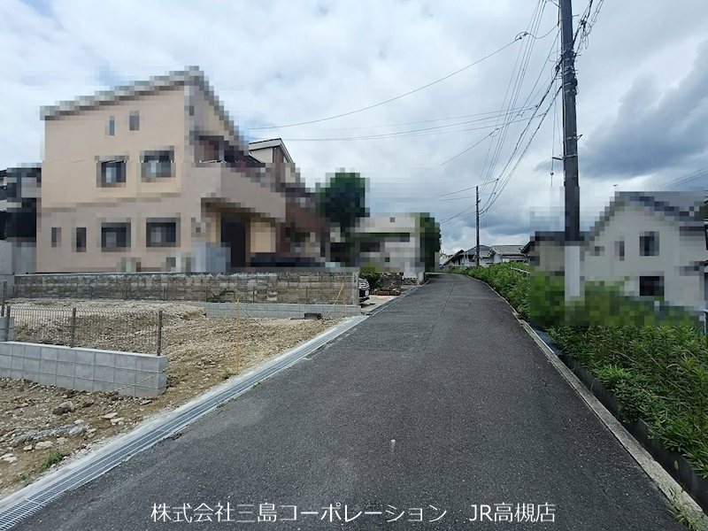 高槻市奥天神町1丁目　新築一戸建1号棟 現地写真（前面道路含む現地写真）