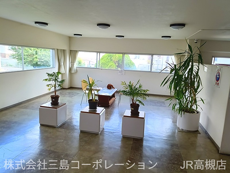 コープ野村高槻A棟  共用部写真（ロビー）
