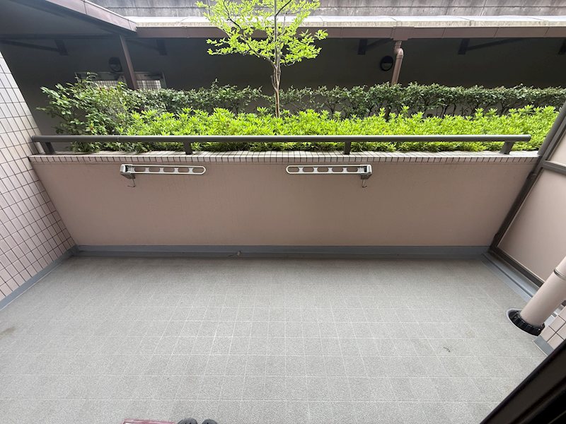 イトーピア千里万博公園 現地写真（バルコニー）