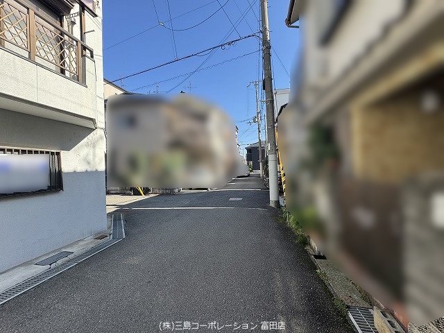 高槻市寿町２丁目　中古一戸建 現地写真（前面道路含む現地写真）
