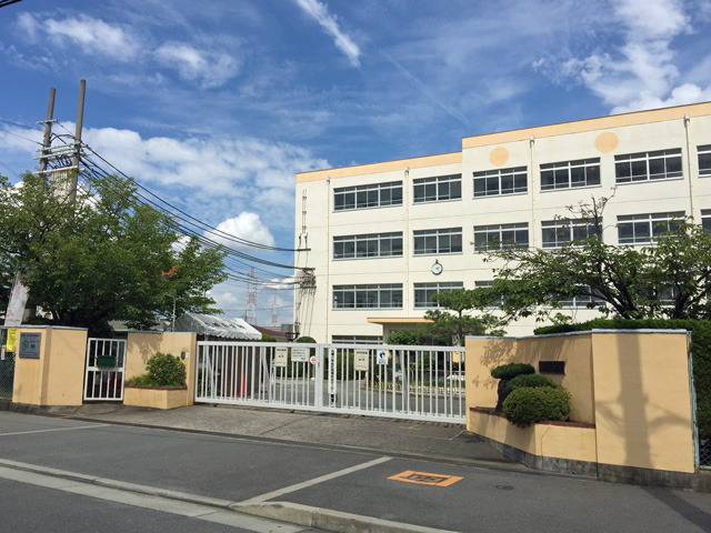 高槻市寿町２丁目　中古一戸建 小学校