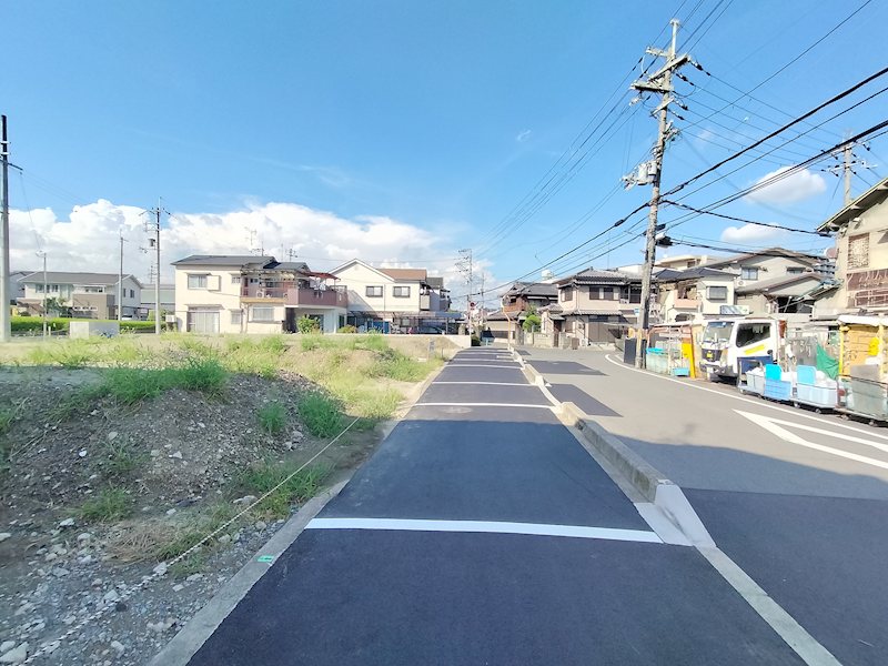 茨木市上穂積4丁目　全7区画建築条件付売土地（1号地） 現地写真（前面道路含む現地写真）