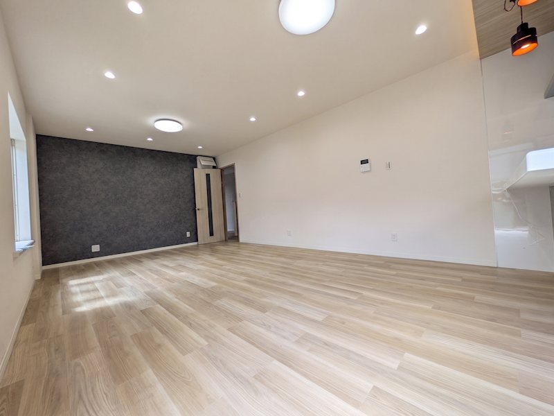 茄子作北町一戸建再生既存住宅 内観写真（リビング）