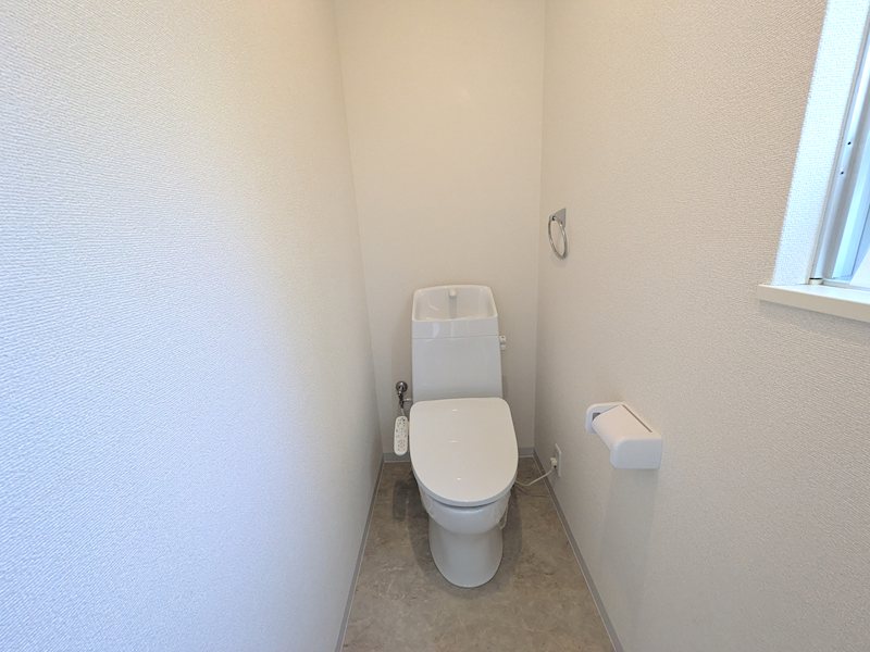 茄子作北町一戸建再生既存住宅 内観写真（トイレ）