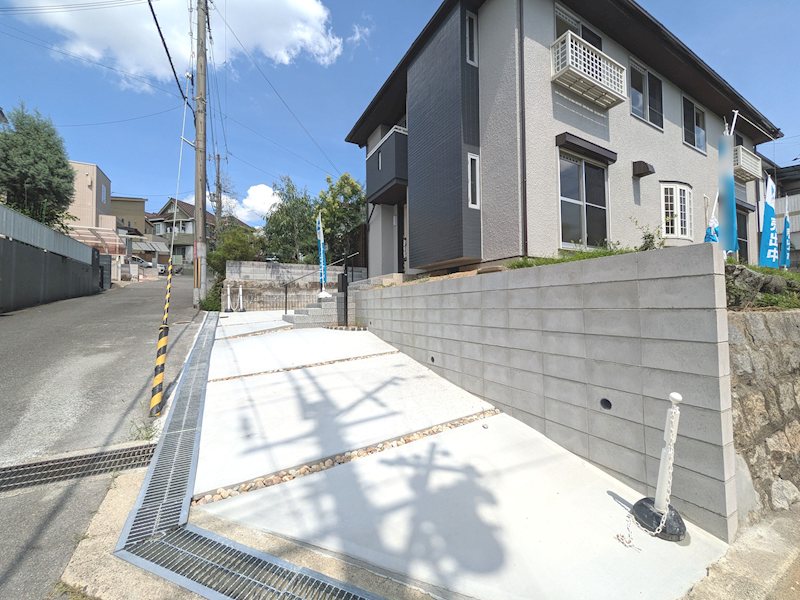 茄子作北町一戸建再生既存住宅 現地写真（駐車場）