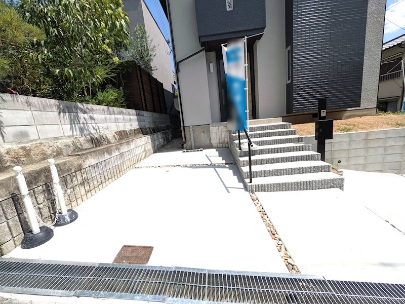 茄子作北町一戸建再生既存住宅 現地写真（駐車場）