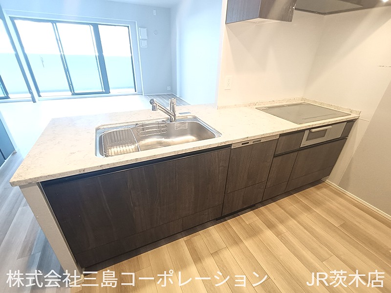 ジオ茨木中穂積 内観写真（キッチン）