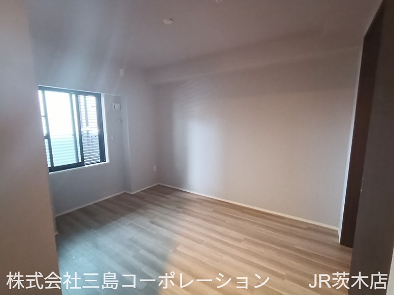 ジオ茨木中穂積 内観写真（リビング以外の居室）