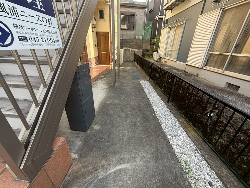 神奈川県横浜市磯子区森６丁目 現地写真（庭）
